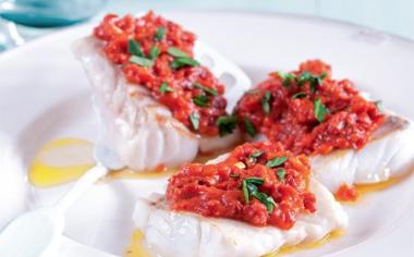 Filety z tresky s pikantním červeným pestem