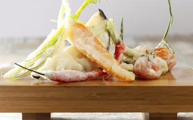 Zeleninová tempura s ochucenou majonézou