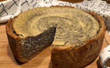 Makový cheesecake s tvarohovým krémem