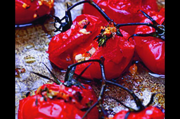 Rajčata pečená s česnekem a tymiánem