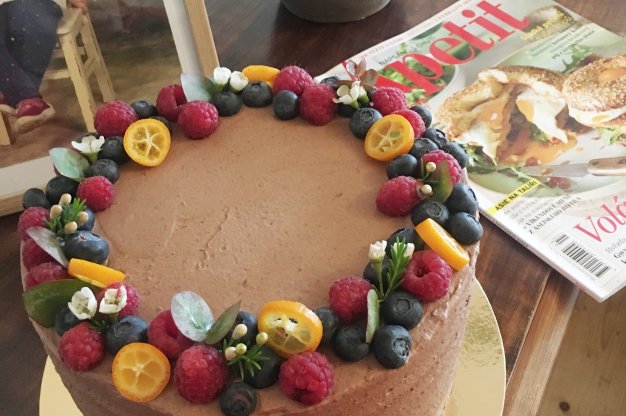 Čokoládový dort k 15. narozeninám Apetitu