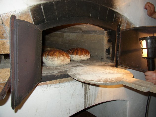 pečení chleba