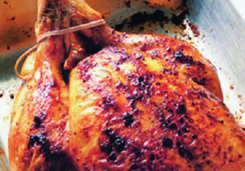 Pomalu pečené kuře s jednoduchým pikantním kuskusem
