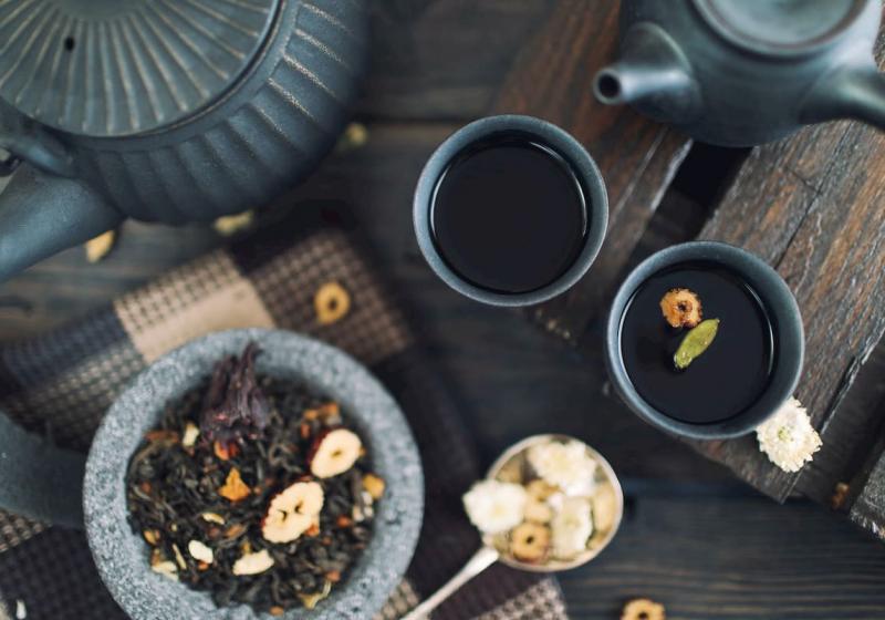 Černý čaj: Nápoj s blahodárnými účinky. Jak nám prospívá?