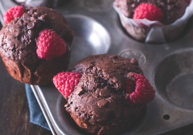 Čokoládové muffiny s malinami
