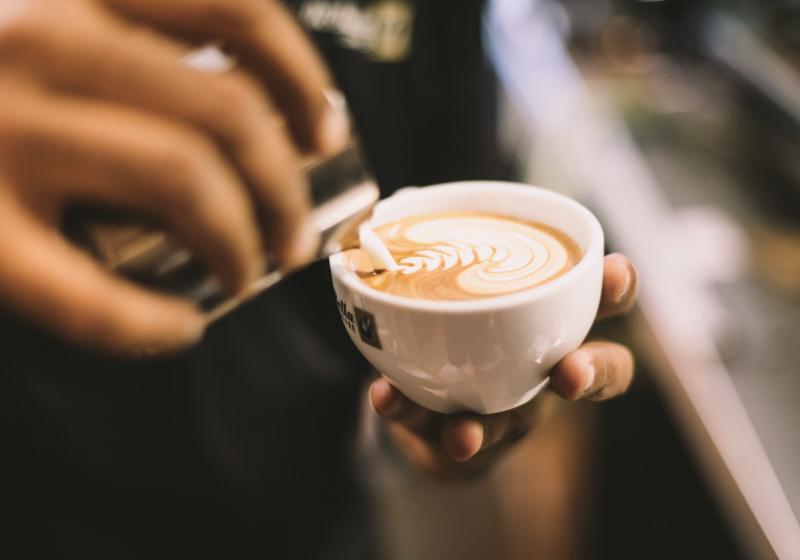 Čeští baristé mají světový rekord s příchutí cappuccina
