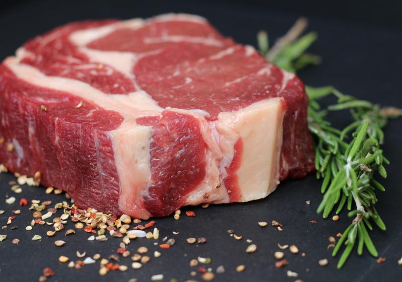 Jak vybrat hovězí maso na grilování a které se nejlíp hodí na steak