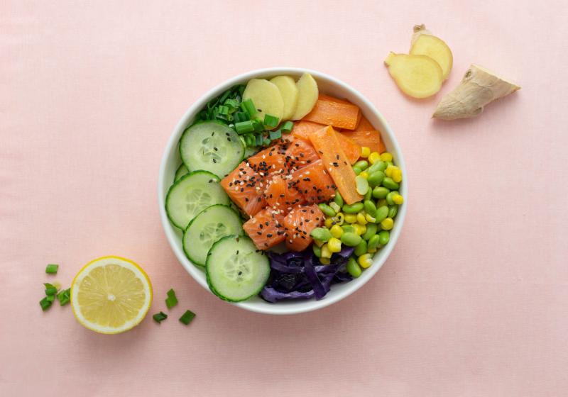 Poke bowl: zdravá a efektní miska barev a chutí