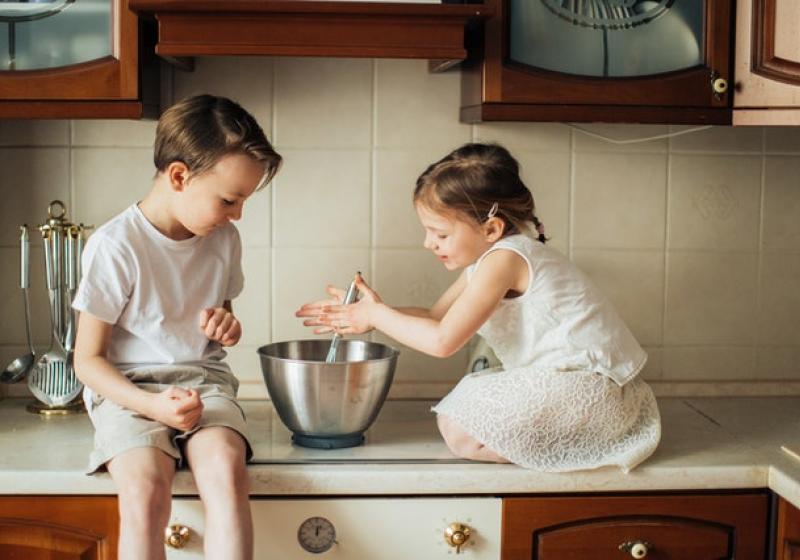 Děti s vařečkou aneb Jak naučit děti dělat svačiny