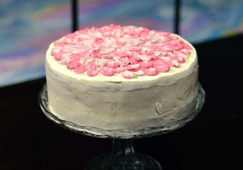 Svěží krémový dort k 15. narozeninám Apetitu
