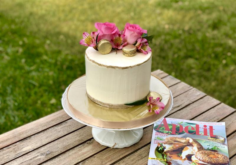 Hruškový dort s mascarpone a slaným karamelem