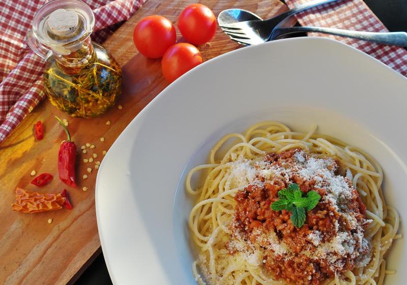 spagety s bolognskou omáčkou