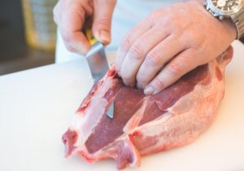 Maiale tonnato - krok 5 - příprava masa