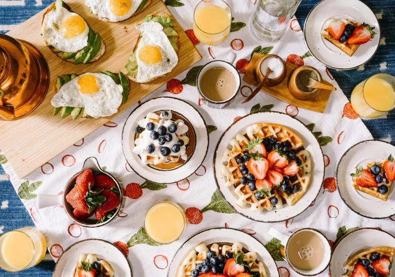 Originální valentýnská snídaně: Jak připravit snídani na 21 způsobů pro zamilované