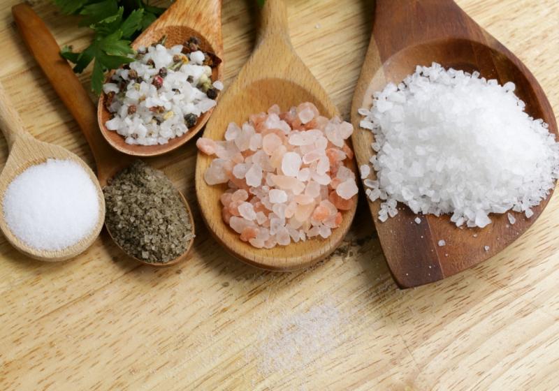Jak se vyhnout nadměrnému příjmu soli ve stravě?