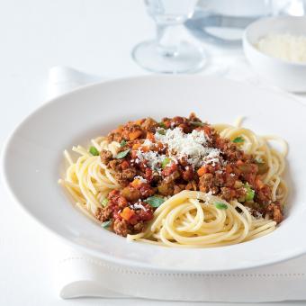 Janina boloňská omáčka se špagetami