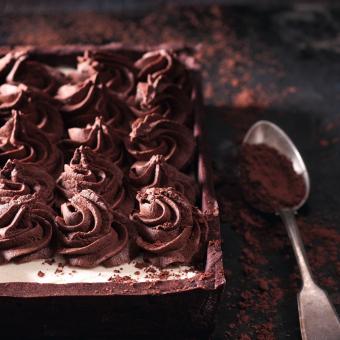 čokoládovo-kávový koláč