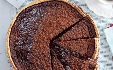 Čokoládový dort se sušenými švestkami (torta nera)