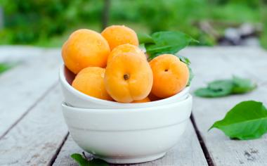 Plody léta: šťavnaté meruňky