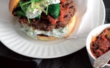 Nejlepší domácí burgery: 15 ověřených receptů
