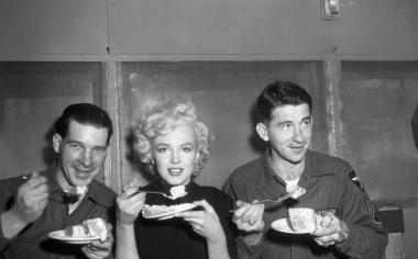 Jídelníček Marilyn Monroe: Předběhla dobu a jedla po vzoru paleo diety. Vaření jí bavilo