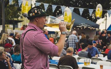 Historie Oktoberfestu: Za vznikem největšího pivního festivalu stojí královský sňatek