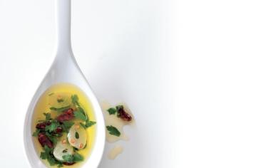Co se skrývá pod tajemným názvem aglio olio a jak dokonale připravit nesnadnější těstoviny na světě