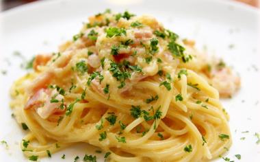 Česnekové špagety