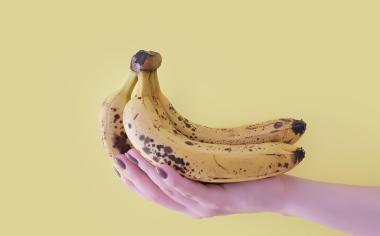 Hnědé banány nevyhazujte! Máme pro vás 5 tipů, jak je snadno a chutně zpracovat