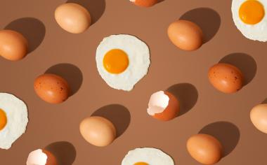 Poznáte stará vejce? A víte, kde lze starší vejce ještě použít a jaké recepty naopak vyžadují jen čerstvá?
