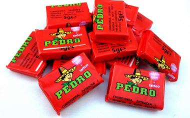 Retro ikonická sladkost: Dříve žvýkačka Pedro evokovala chuť vysněné Ameriky, dnes vyvolává vzpomínky na dětství
