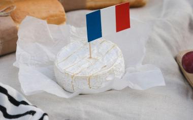 Camembert zažívá krizi, říkají vědci. Přijde Francie o svůj národní poklad?