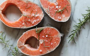 Proč patří tučné mořské ryby do našeho jídelníčku?