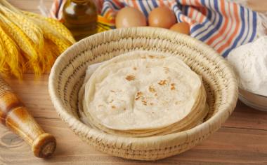 Naan, roti nebo čapátí - vyznáte se v indických chlebových plackách?